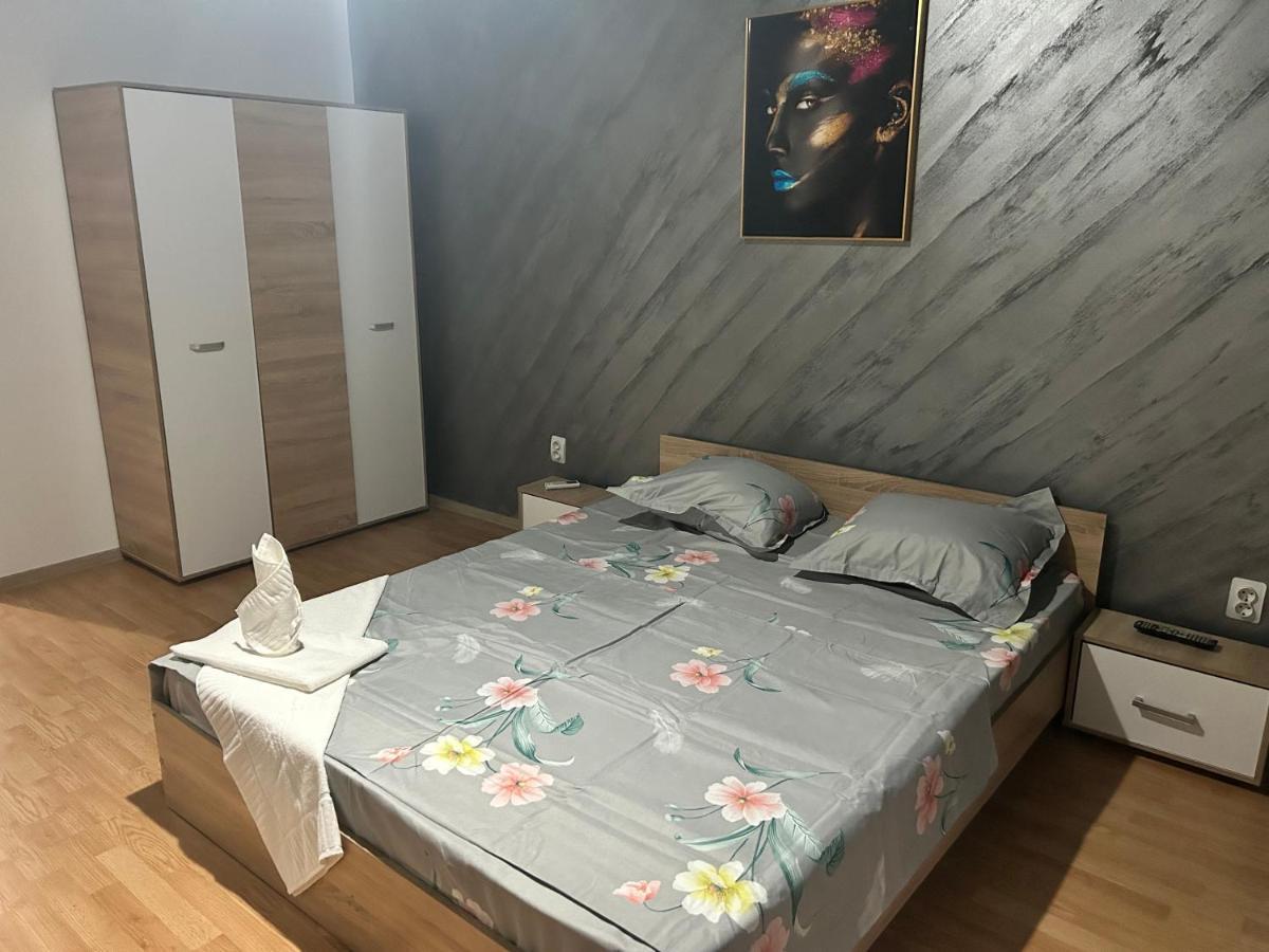 Apartament Regim Hotelier 1 Camera Galaţi Екстериор снимка